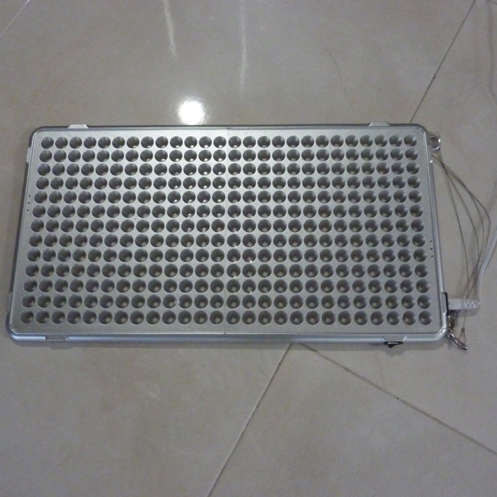 Foldable Body Red Light Devices in Deep Red for Face Body Skin 21 x 12''